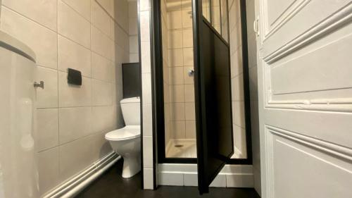 Koupelna v ubytování Appartement 30m2 - 400 métres Cité Médiavale