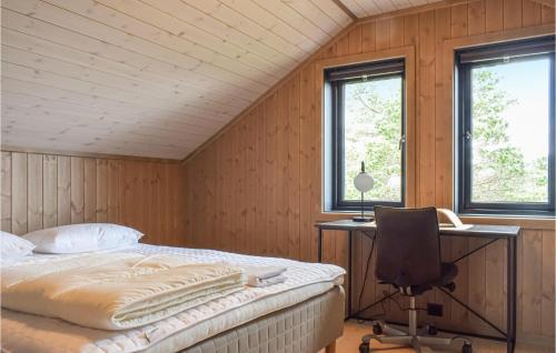 Afbeelding uit fotogalerij van Stunning Home In Vatnestrm With Sauna 