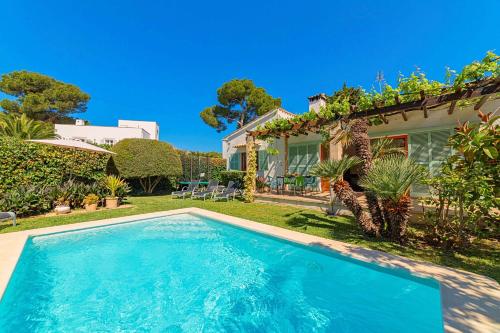 Can Mir Ruth by Sealand Villas