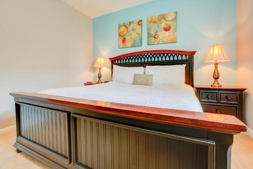 Gorgeous 1st-Floor, End Unit Condo w LAKEVIEW photo 19
