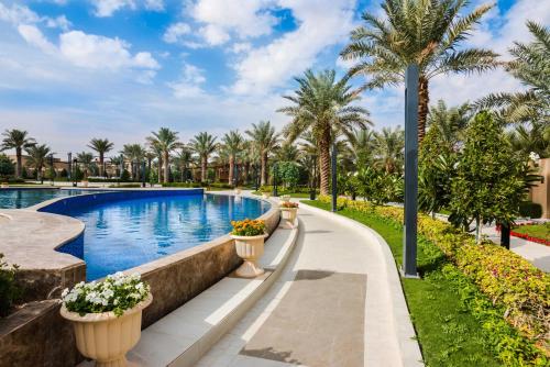 Bazén v ubytování Dorat Najd Resort nebo v jeho okolí