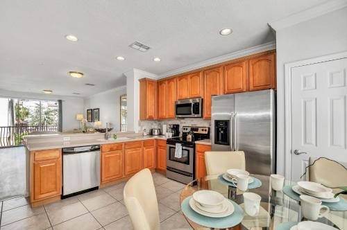 NEWLY RENOVATED Townhome, Near Universal & I-Drive photo 18