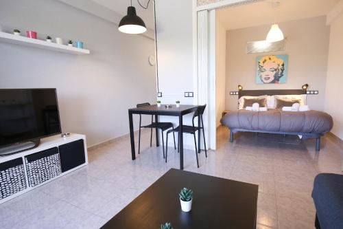 DIFFERENTFLATS Santa Eulalia