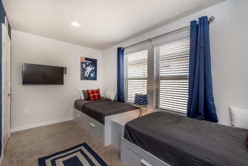 Large Villa wPrivate Pool Game Room Waterpark photo 27