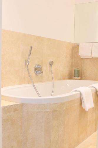 Koupelna v ubytování Boutique Hotel Imperialart