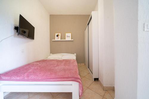 Gallery image of Guest House Ana in Petrovac na Moru