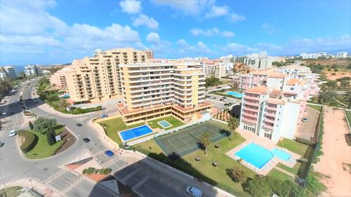 Gallery image of Apartamentos Turisticos Rocha Tower 3 in Portimão