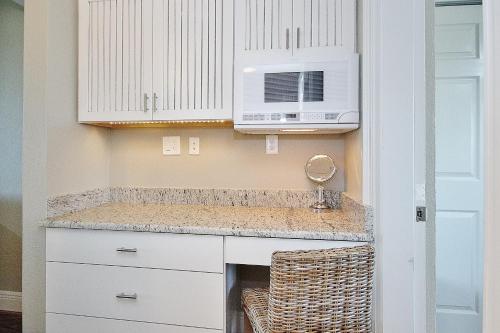 Gallery image of Bungalow Beach Place 2 in Clearwater Beach