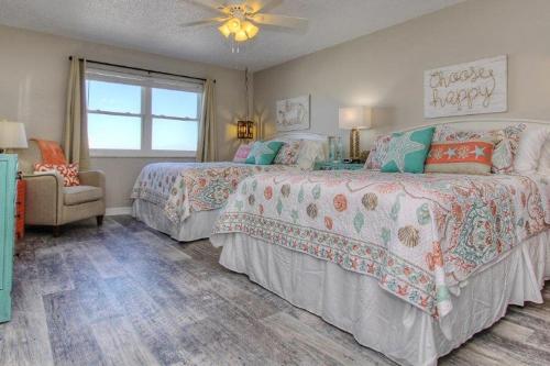 Gallery image of Anglers Cove 608 in St. Pete Beach