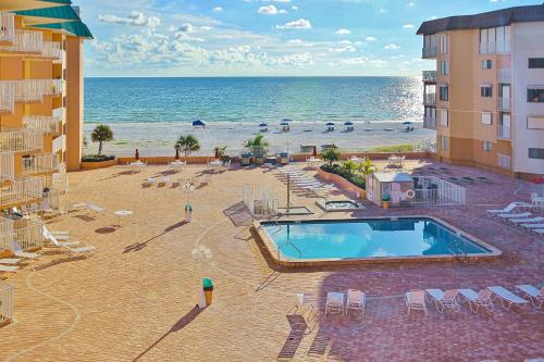 Gallery image of Beach Cottage 2402 in Clearwater Beach