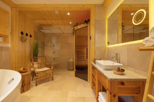 Ett badrum på PRIVILLAGE Stare - Villa & Chalet