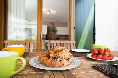 Frühstücksoptionen für Gäste der Unterkunft APARTMENT LELEGANCE - Regarda Travel