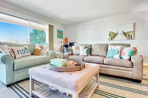 Oceanway Condos 205 – Photos 2