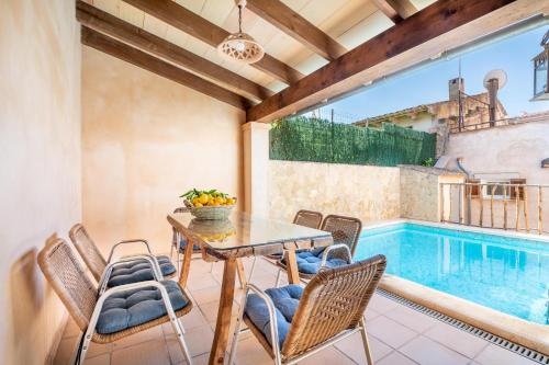 Gallery image of Villa Caldentey in Ariany