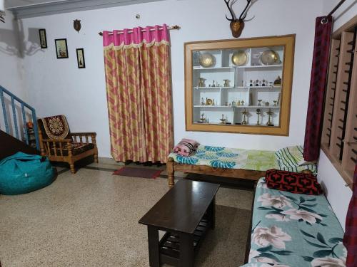 Ruang duduk di Bluebell homestay