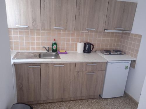 Apartment on the beach near airport