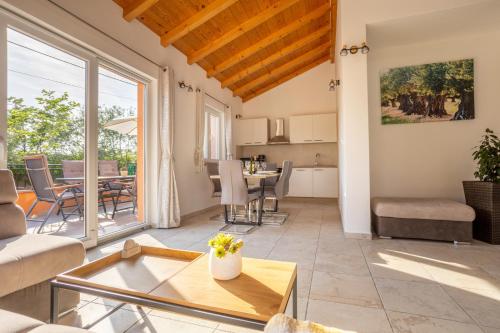 Holiday house TOIĆI