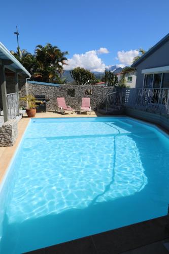 Villa Malaya détente assurée piscine, jacuzzi et babyfoot