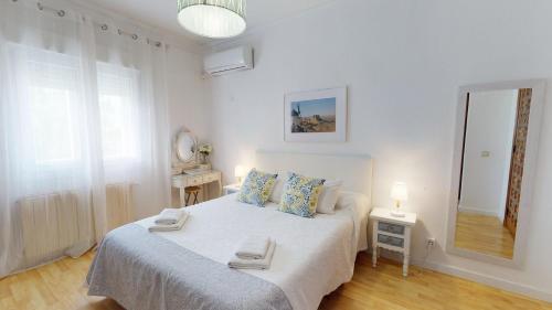 Кровать или кровати в номере Hotel Consuegra
