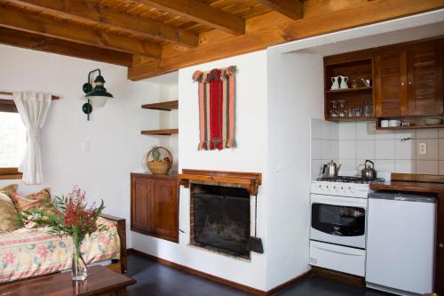 Una cocina o zona de cocina en Rincón de los Andes Resort