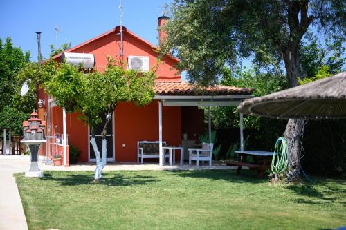Κήπος έξω από το Villa Rosa