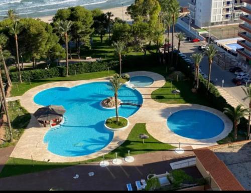 The swimming pool at or close to Florazar 2 Cullera