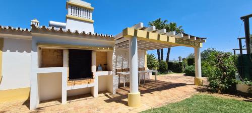 Casa Dos Cedros