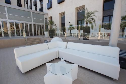 Ruang duduk di M.A. Hotel Sevilla Congresos