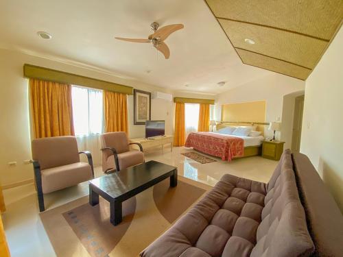 Cumbres Hotel & Cabañas – Photos 3