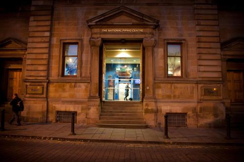 Photo de la galerie de l'établissement The Pipers' Tryst Hotel, à Glasgow