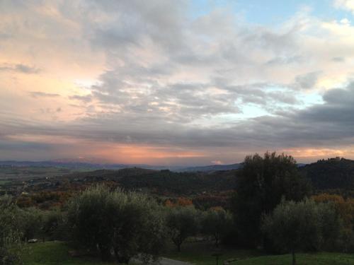Paisaje cerca of this country house