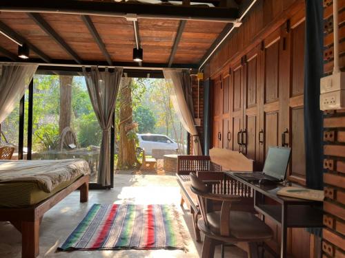 Gallery image of Ashi Guesthouse Chiangdao in Chiang Dao