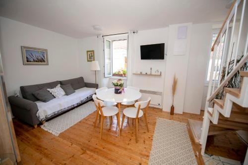 Beachfront Studio AndriNa