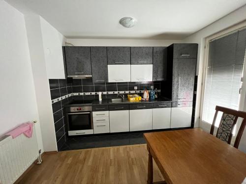 Foto sihtkohas Doboj asuva majutusasutuse Apartman Lana galeriist