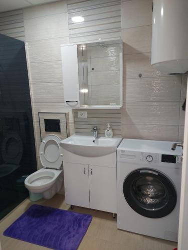 Bany a SB2022 Apartment