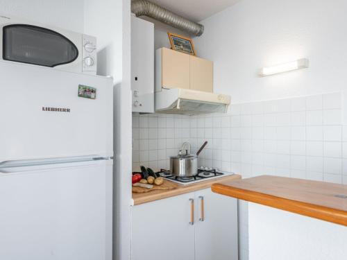 Apartment Les Arpèges-4 by Interhome