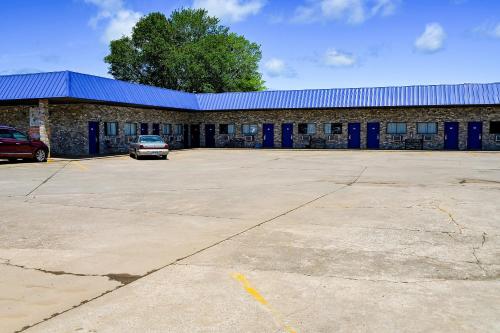 OYO Hotel Waldron AR - Hwy 71