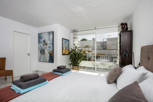 Casa Del Sol by Finest Rentals