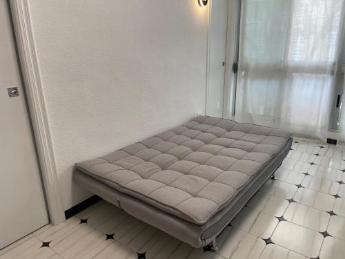 Un pat sau paturi într-o cameră la Appartement ‘’Los Pinos’’ 50m de la plage