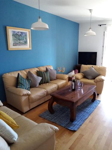Apartman Mikola with sea view