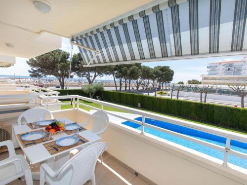 Kolam renang di atau dekat dengan Apartment Las Sirenas by Interhome