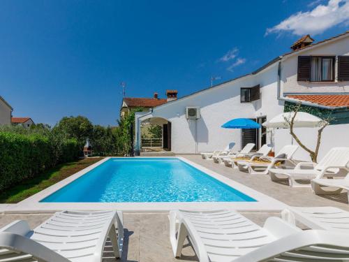 Holiday Home Suncana by Interhome