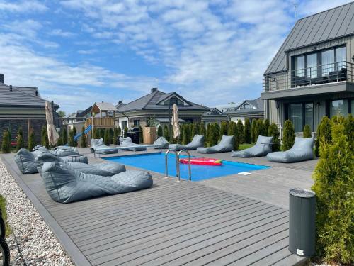 Πισίνα στο ή κοντά στο Cozy Vaivorykstes Apartment