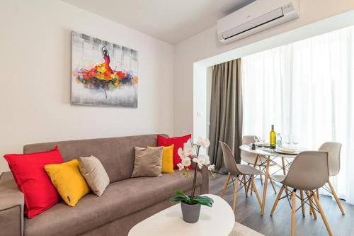 N&G New Apartment Stoja beach