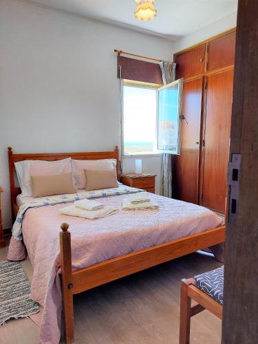 Apartamento vista mar e pôr do Sol (1,6km Praia)