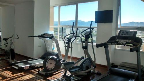 Fitness centrum a/nebo fitness zařízení v ubytování Visit Hotel & Apart