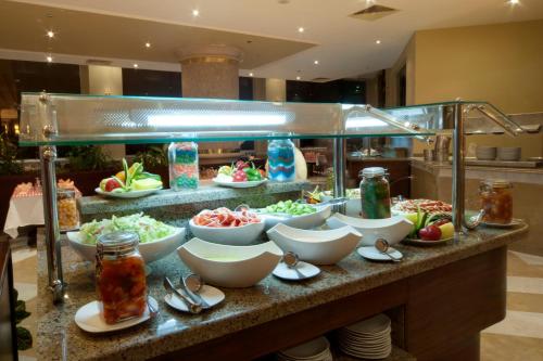 Mad på resortet eller i nærheden