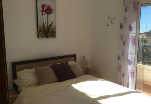 Posteľ alebo postele v izbe v ubytovaní Relax Inn