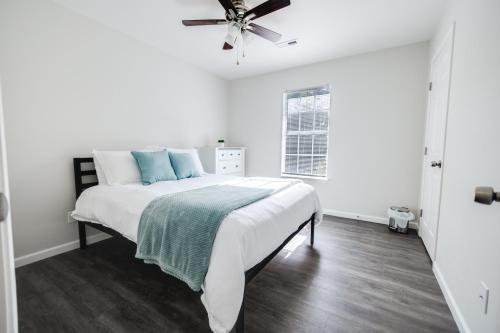 Gallery image of Trailside Townhouse - Close to Downtown & Bike Trails in Bentonville