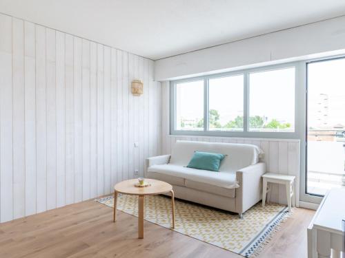 Studio Jetée des Marins-5 by Interhome